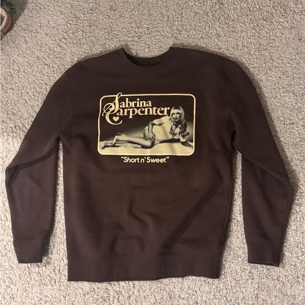 Sabrina Carpenter Brown Crewneck from Short n Sweet Tour (Medium)